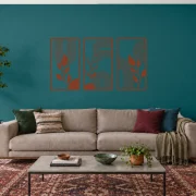 Ritmo Botânico em aço corten, composição metálica de três módulos, tamanho 120 cm, em ambiente residencial