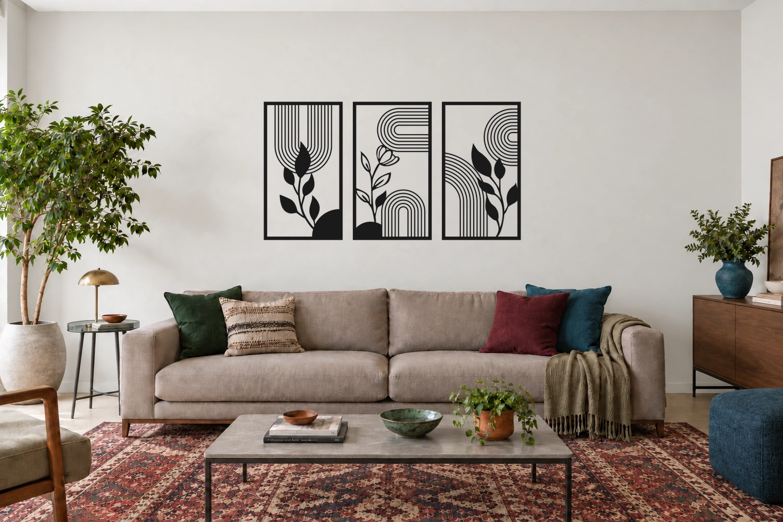 Ritmo Botânico preto, composição metálica de três módulos, tamanho 120 cm, em ambiente residencial